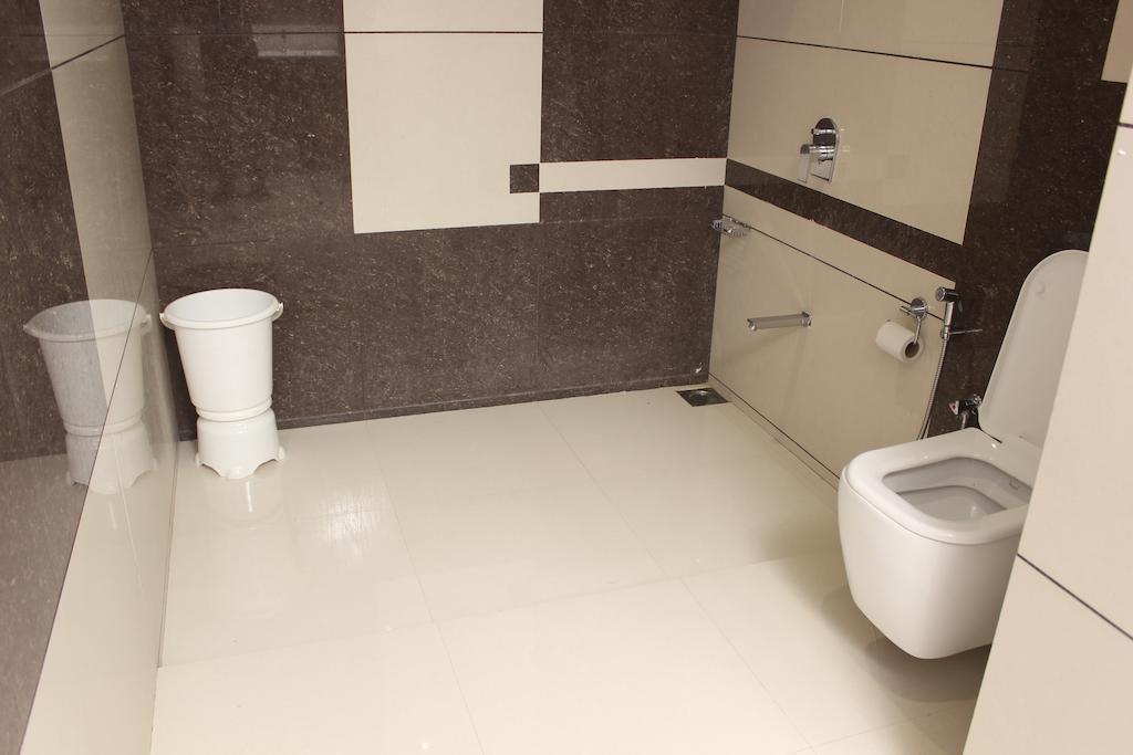 Hotel Magnum Inn Джунагад Стая снимка